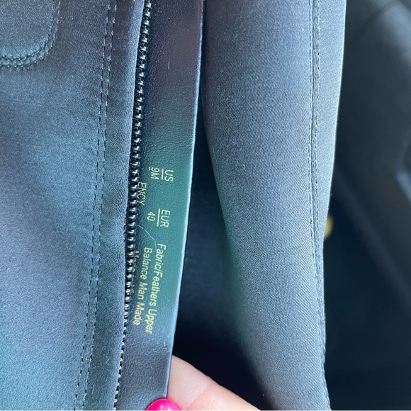 Sam Edelman Black Feathered Heeled Boots Sz 9 - Picture 13 of 16